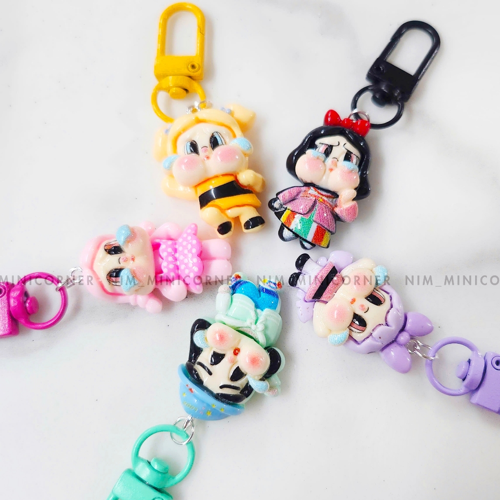 [CRYBABY] Móc khoá charm em bé khóc quài huhu Crybaby siêu cư tê