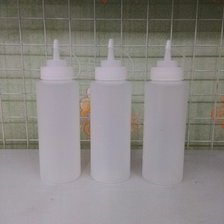 Bình nhựa đựng nước sốt 600ml