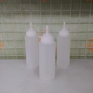 Bình nhựa đựng nước sốt 600ml