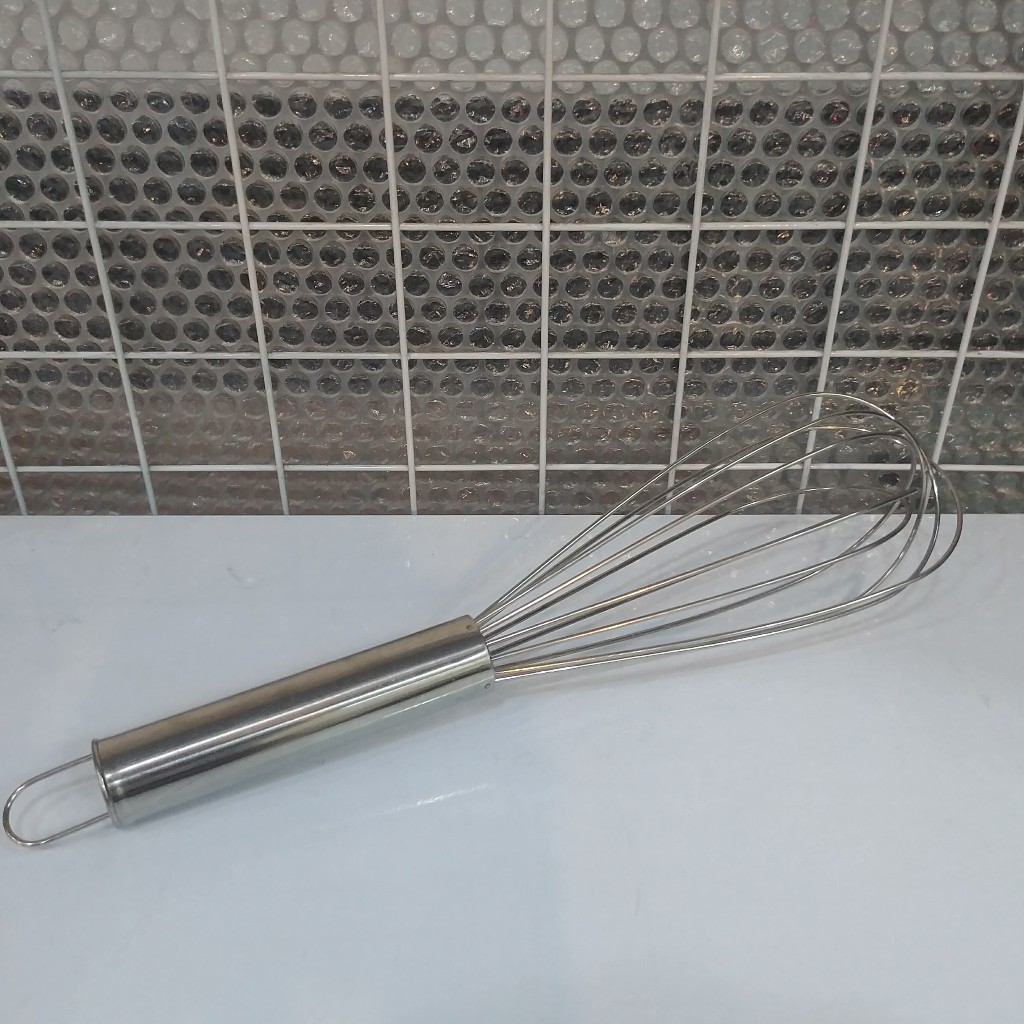 Dụng cụ đánh trứng bằng tay