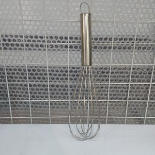 Dụng cụ đánh trứng bằng tay