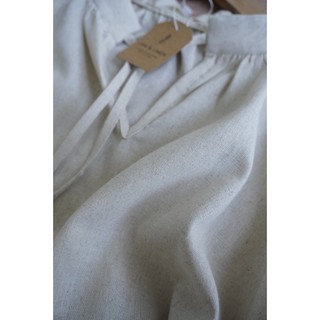 Áo kiểu cổ trụ tay lửng, dáng ngắn rộng Linen
