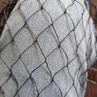 1 mặt lưới gắn lồng bẫy Chào Mào Dài 54cm Rộng 27cm