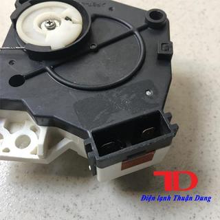 Van xả Máy Giặt TOSHIBA trắng mỏng