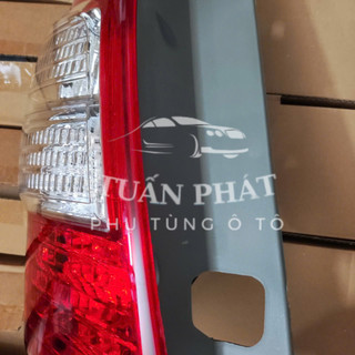 ĐÈN HẬU TOYOTA INNOVA 2012-2015 TYC