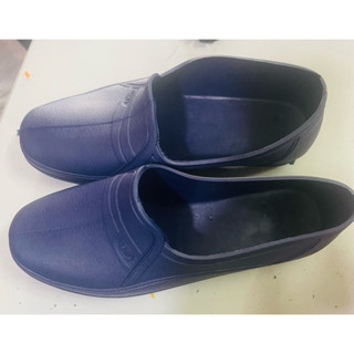 sục nhựa sục đi mưa