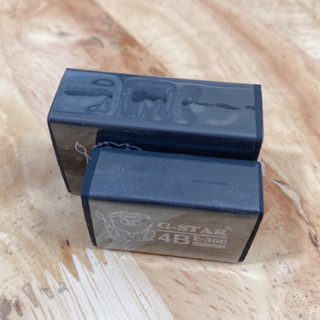 3 GÔM TẨY ĐEN 400-300 ( 3 CỤC)
