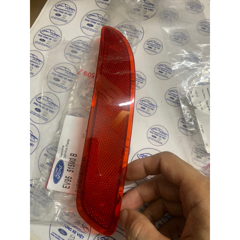 Đèn phản quang cản sau bên trái (lái) Ford Escape, đèn cản sau Ford Escape 2009 đến 2013