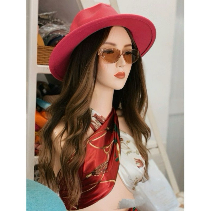 Manocanh để bàn nữ không tay