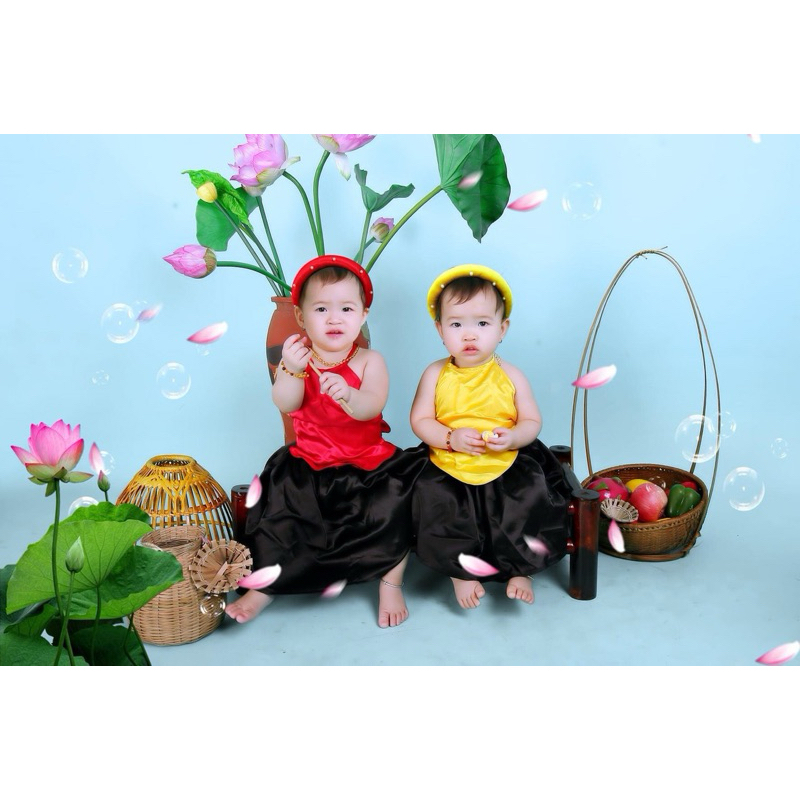 Yếm đào cho bé ( size 5-35kg) kèm váy và mấn