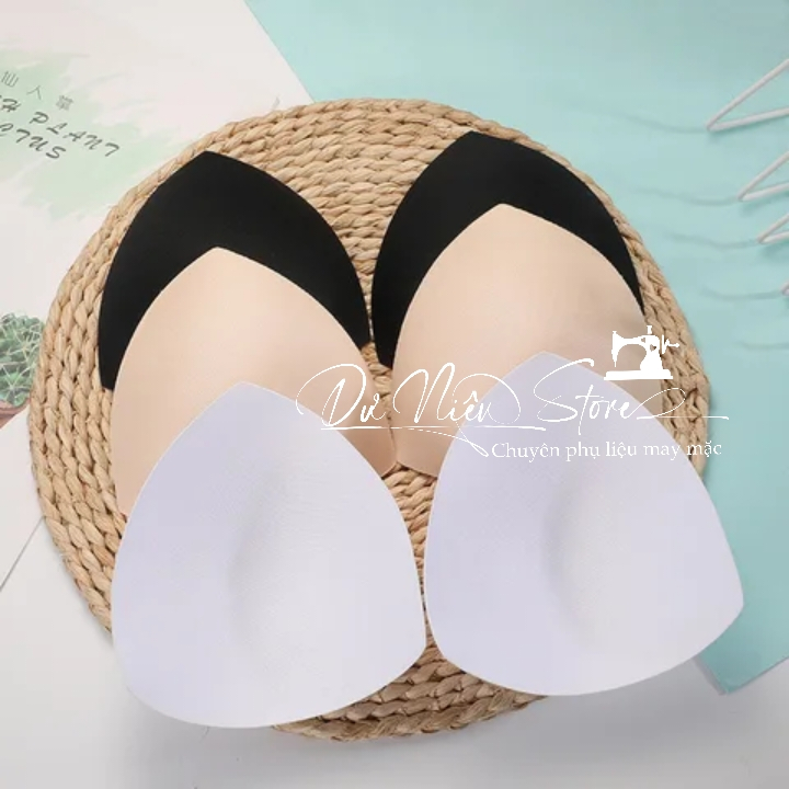 Mút ngực tam giác rời giá 1 cặp.