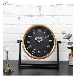 Đồng hồ retro trang trí phong khách chất liệu kim loại kim trôi