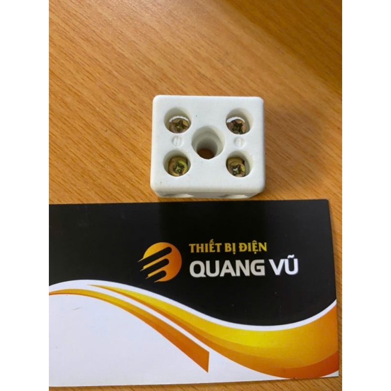 cầu đấu điện sứ 32x28x20 chịu tải 30A  công suất lớn ,nhiệt độ cao hàng chất lượng