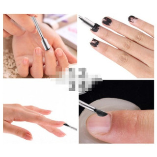 Đẩy da chết nail