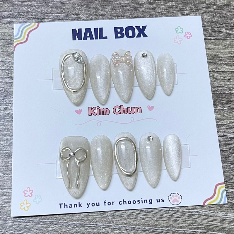 G36: Nailbox thiết kế mắt mèo bạc tráng gương