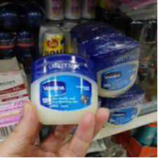 1 Sáp Nẻ Vaseline 50g