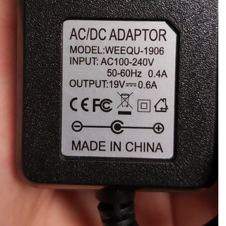 nguồn 19v 0.6a