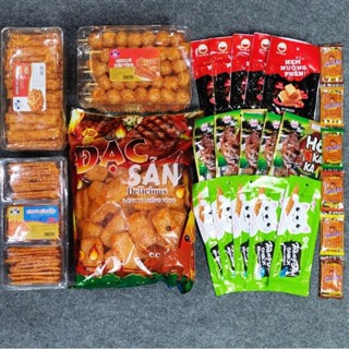 Combo đồ ăn vặt 4 món snack bò quẩy kèm 5 snack mèo yêu cá, 5 snack hổ kaka, 5 snack nem nướng phên và 6 snack sườn dê