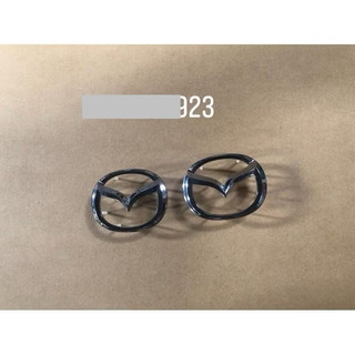 logo vô lăng mazda zin kích thước 6,7cm*5,3cm và 5,7cm*4,5cm