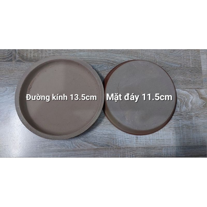 Đĩa đất nung lót chậu đường kính 13.5cm, mặt đáy 11.5cm