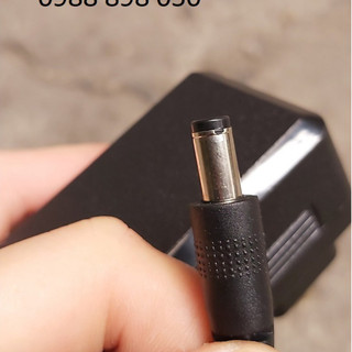 sạc 19v 0.6a