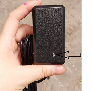 sạc 19v 0.6a