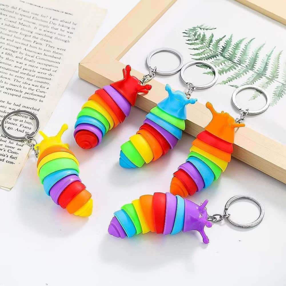 (Q.10) Móc khóa hình Con Sâu 7 màu & Đồ Chơi Con Sâu 7 màu