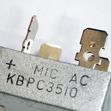Đi ốt (diode) cầu 35A KBPC3510