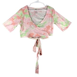 Áo croptop Fabletic Laila Wrap Top