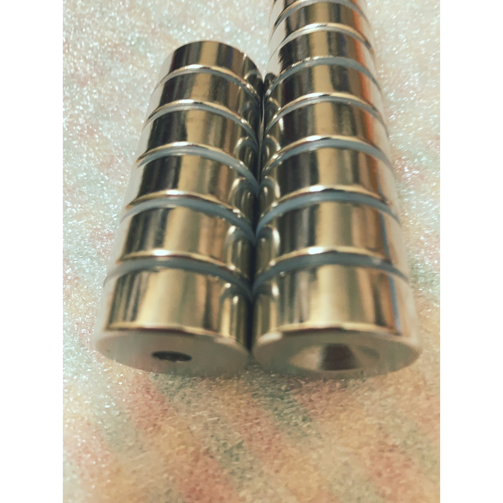 Nam Châm đất hiếm 25x10mm lỗ 6 Siêu Hút