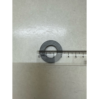 Nam châm đen Ferrite 32x5 lỗ 18mm (2 viên)