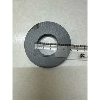 Nam châm đen Ferrite 70x10 lỗ 32mm