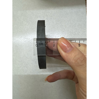 Nam châm đen Ferrite 80x10 lỗ 40mm