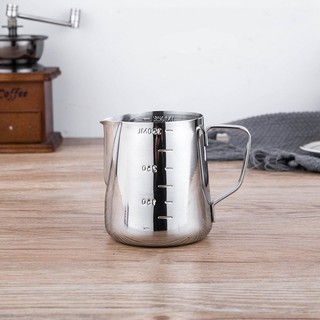 Dụng Cụ Pha Chế - Ca Đánh Sữa inox	có vạch chia 350ml