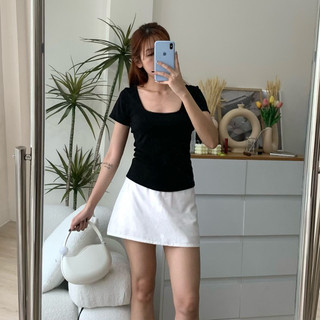 Áo cổ vuông viền ren tay ngắn kiểu cách tiểu thư xinh đẹp, chất thun tăm co giãn.