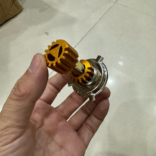 Đèn Pha Led 3 Mặt Chân H4 ( vỏ cam) Gắn Xe Máy [ Sáng Trắng ]