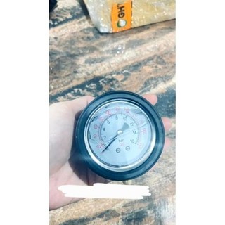 Mặt đồng hồ có dầu, dùng thay thế bơm lốp,bơm xe đồng hồ dầu