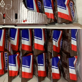 Chocolate đậu phộng Snickers Mỹ