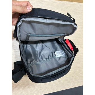 Túi đeo chéo đựng ipad TNF