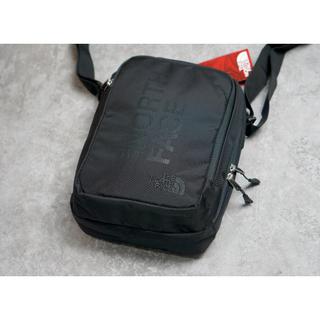 Túi đeo chéo đựng ipad TNF