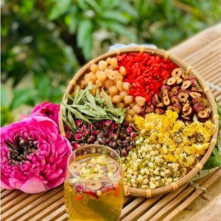 HỘP 10 GÓI TRÀ 7VỊ ( mix : táo đỏ- Long nhãn -kỷ tử -cỏ ngọt-hoa cúc- nụ nhài- nụ Hồng )
