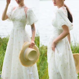  Đầm maxi BIGSIZE đi biển màu trắng họa tiết hoa đầm nữ thiết kế khoét vai tay phồng cổ yếm xinh xắn 50-90kg 