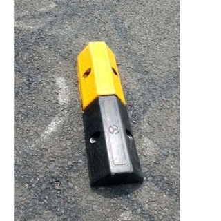  Chặn bánh xe ô tô cao su vàng đen 500mm 