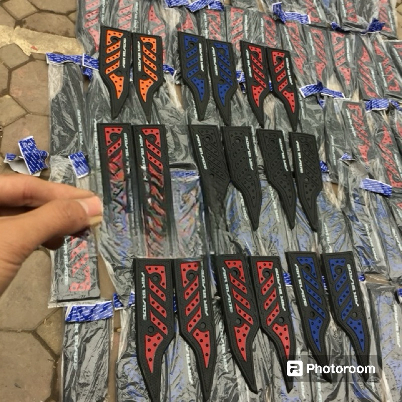 Thảm cao su xe air blade đời 2016-2019