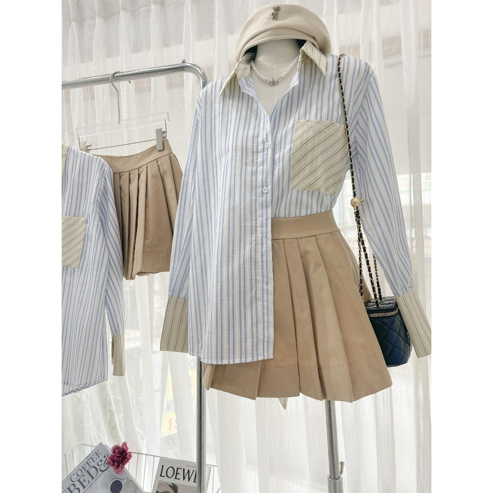 (Cosy) Set áo sơ mi xanh sọc basic hoạ tiết nơ eo sau và chân váy xếp ly nâu