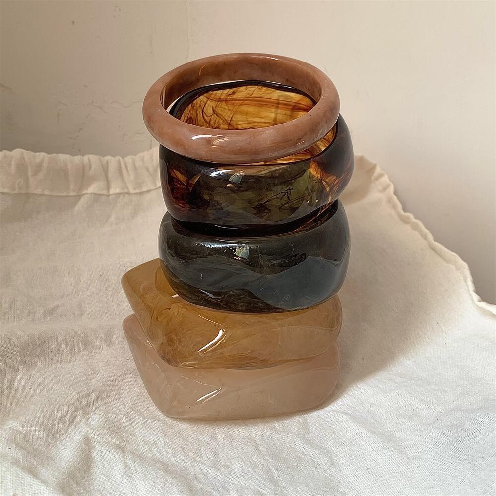 Vòng Tay Cỡ Lớn Size To Hình Học Acrylic Bất Đối Xứng Cá Tính Âu Mỹ VT013