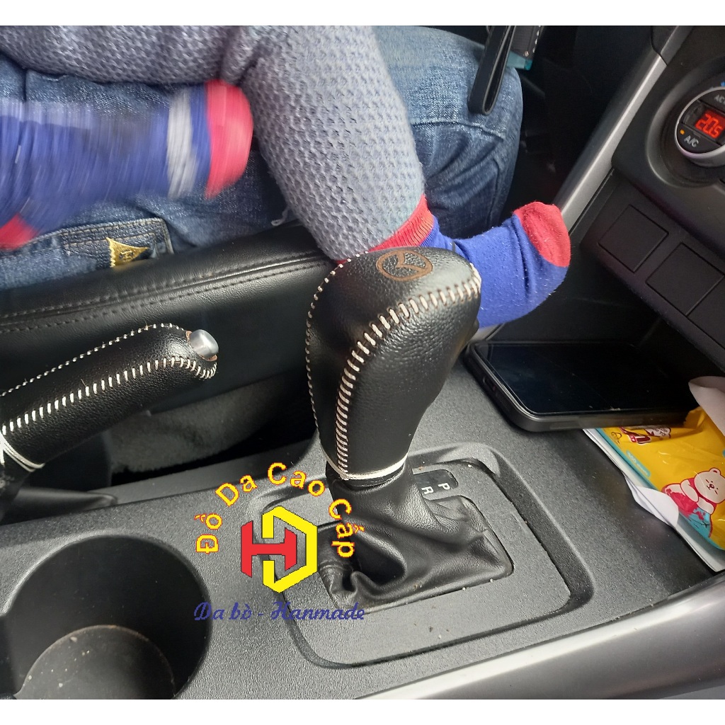 [BT50] Bọc da cần số + phanh tay xe Mazda BT 50, Mazda bt50 số tự động bằng da bò thật