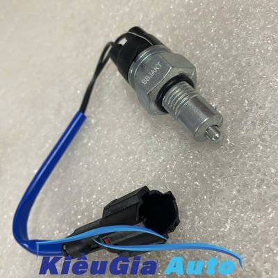 Công tắc đèn lùi Daewoo Matiz 1, Matiz 2,  Daewoo Matiz 3, Chevrolet Spark M200 2007-2011