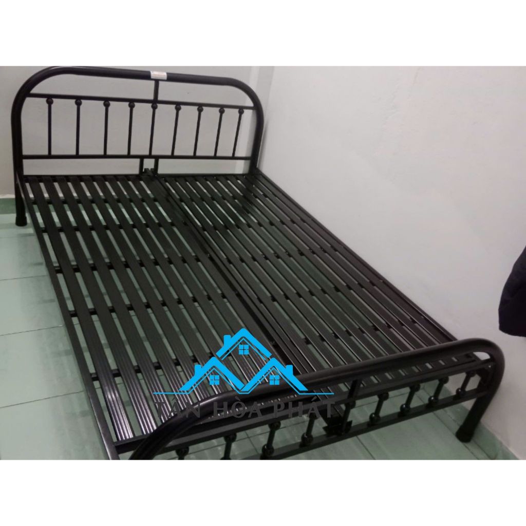 Giường sắt mỹ nghệ 03 ngang 1m8 x dài 2m