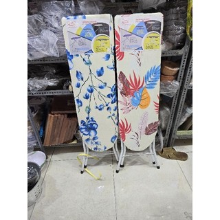 Bàn kê ủi quần áo xếp gọn